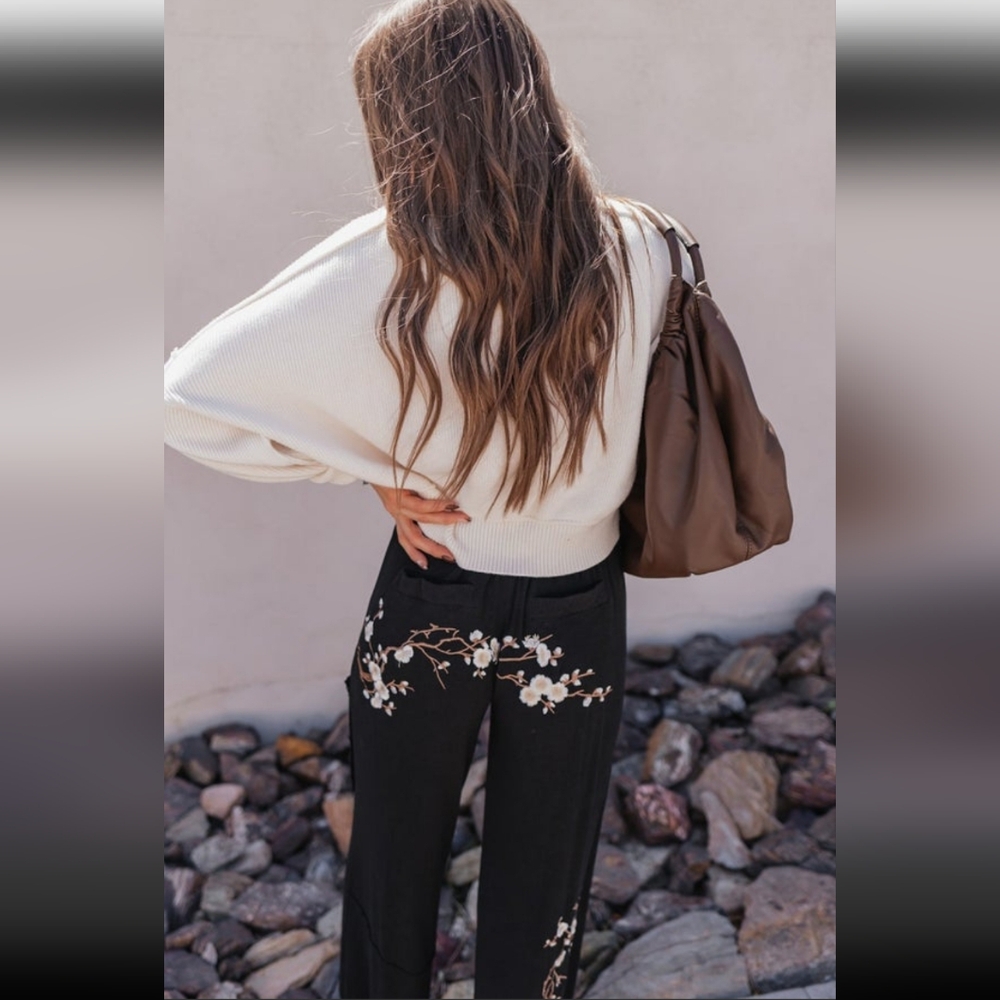 Floral Embroidered Black Wide-Leg Knit Pants - Picture 3 of 6